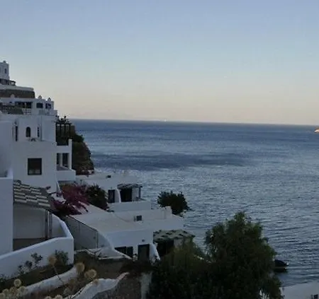 Ilidi Rock Hotel